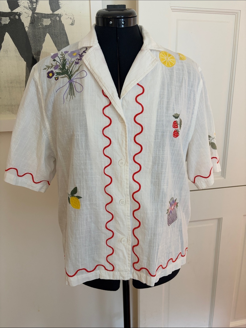 White Embroidered Short-Sleeve Button Front Blouse with Red Trim